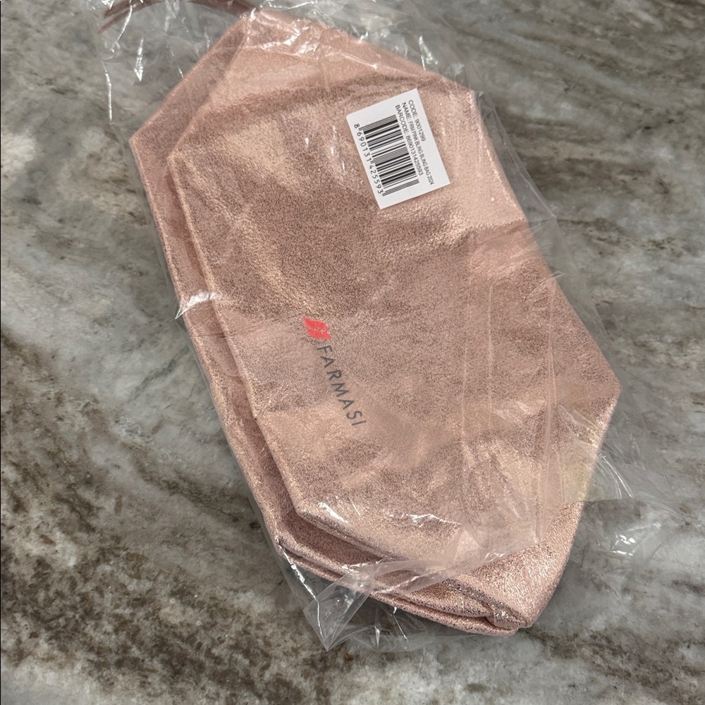 π Limited Edition Farmasi bag - Picture 4 of 4